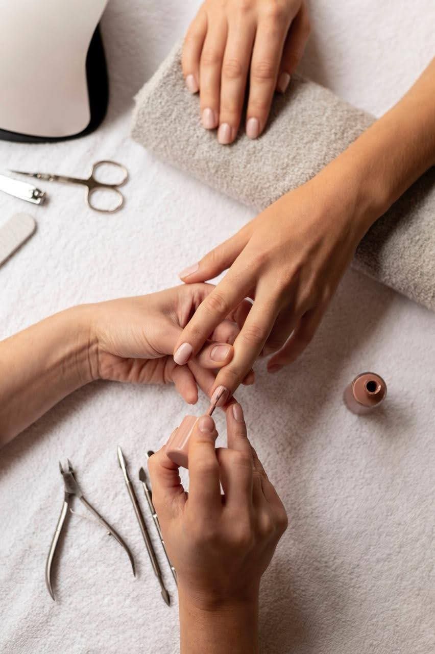 02 Manicure